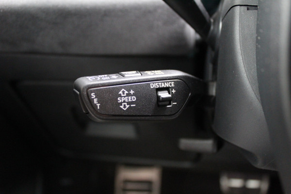 Audi A6 Avant 2.0 e-hybrid quattro S-Line edition | Trekhaak | Matrix | Navigatie | MMI Display | Tech plus | Alcantara