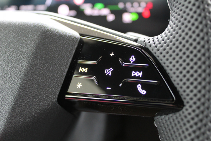 Audi A6 Avant 2.0 e-hybrid quattro S-Line edition | Trekhaak | Matrix | Navigatie | MMI Display | Tech plus | Alcantara