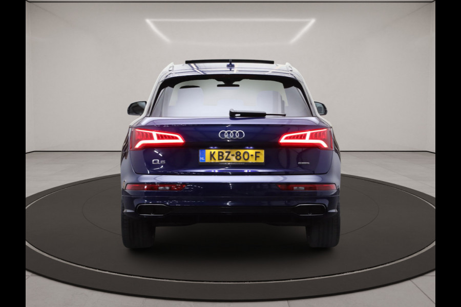 Audi Q5 55 TFSI e Quattro 367 PK Competition PHEV, RS-Leder, Panoramadak, Memory, Camera