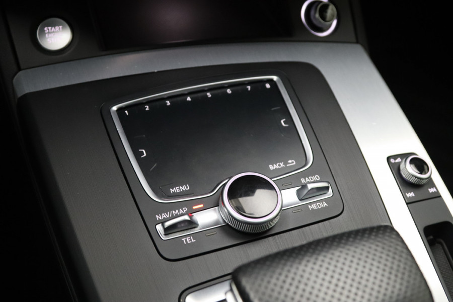 Audi Q5 55 TFSI e Quattro 367 PK Competition PHEV, RS-Leder, Panoramadak, Memory, Camera