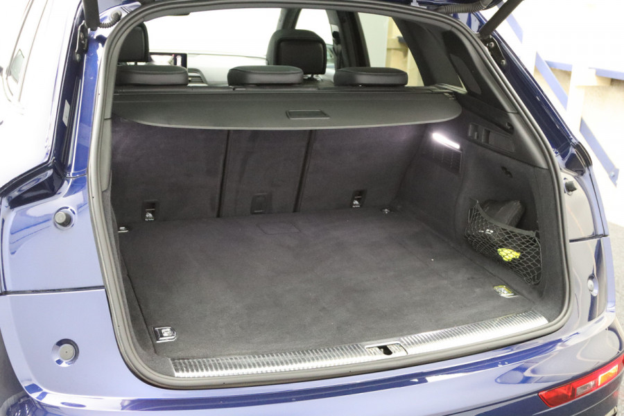 Audi Q5 55 TFSI e Quattro 367 PK Competition PHEV, RS-Leder, Panoramadak, Memory, Camera