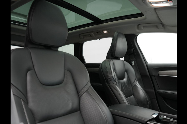 Volvo V90 T8 AWD Inscription Exclusive PHEV 394pk Dealer O.H. | Panodak | Head Up | Adaptive Cruise | 360 Camera | Bowers & Wilkins | Lederen Sportstoelen Ventilatie & Memory | Keyless | Blis | Stoelen & Stuur Verwarmd | Apple Carplay | Plug In Hybrid