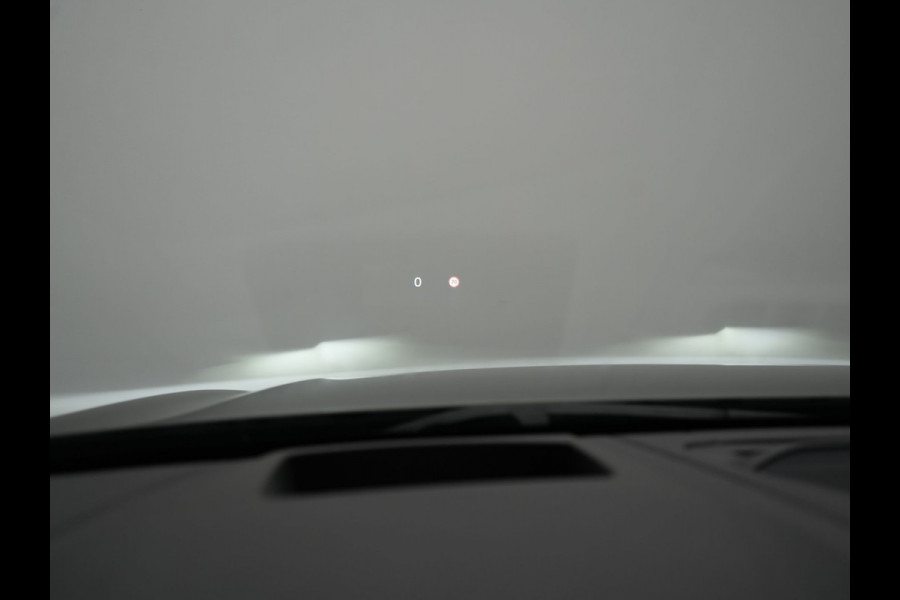 Volvo V90 T8 AWD Inscription Exclusive PHEV 394pk Dealer O.H. | Panodak | Head Up | Adaptive Cruise | 360 Camera | Bowers & Wilkins | Lederen Sportstoelen Ventilatie & Memory | Keyless | Blis | Stoelen & Stuur Verwarmd | Apple Carplay | Plug In Hybrid