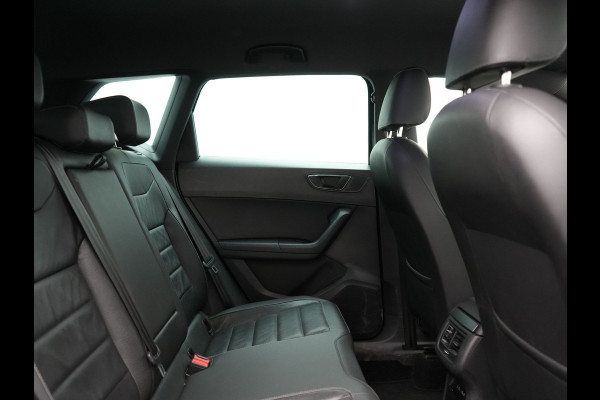 Seat Ateca 1.4 EcoTSI Xcellence Business Intense 150pk | Camera | Beats  Audio | Lederen Sportstoelen Verwarmd | Sfeerverlichting | Apple Carplay | Keyless | Virtual Cockpit | Cruise Control | Navigatie | DAB |