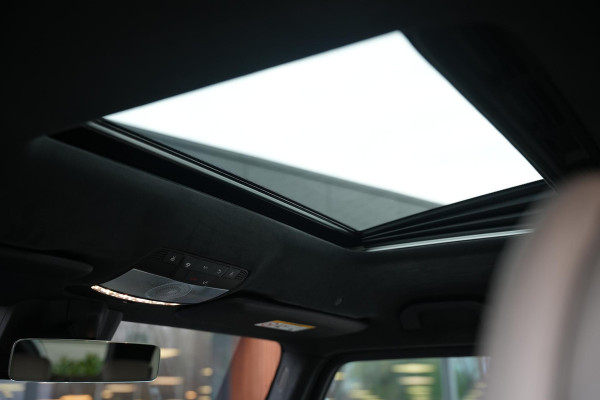 Mercedes-Benz G-Klasse 500 Schuifdak Nappaleder Burmester 3D Massage Adapt. Cruise IWC