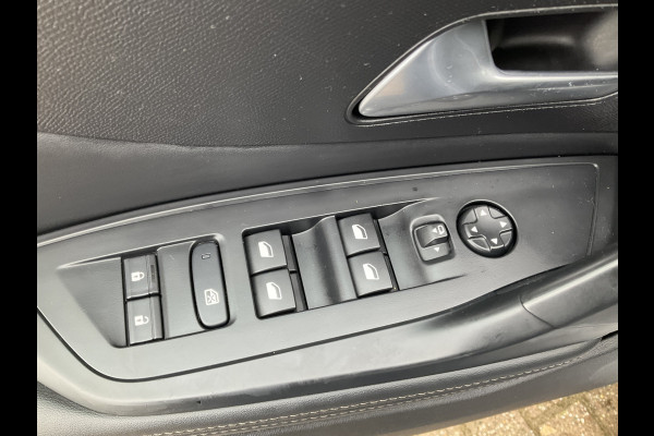 Peugeot 308 1.2 PureTech Allure Sfeer Camera Carplay DAB NL-Auto Voll.Onderhouden!