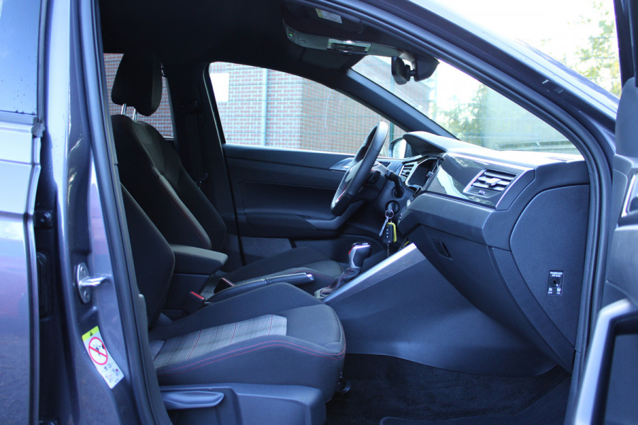 Volkswagen Polo GTI 2.0 TSI 210PK DSG GTI-SPORT LED/CARPLAY/PDC FABRIEKS GARANTIE