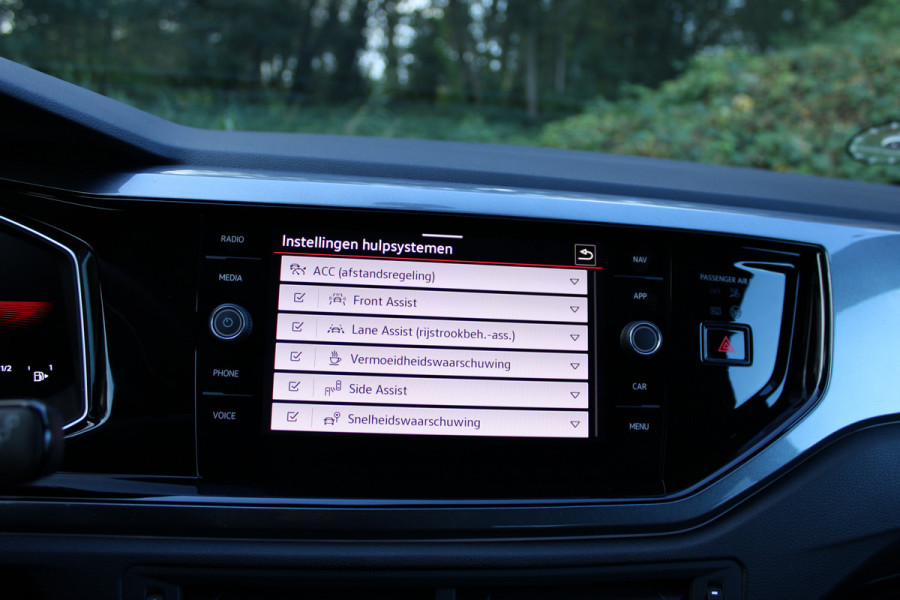 Volkswagen Polo GTI 2.0 TSI 210PK DSG GTI-SPORT LED/CARPLAY/PDC FABRIEKS GARANTIE