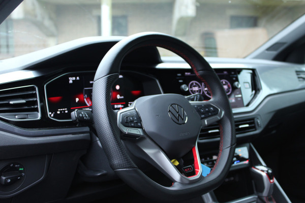 Volkswagen Polo GTI 2.0 TSI 210PK DSG GTI-SPORT LED/CARPLAY/PDC FABRIEKS GARANTIE