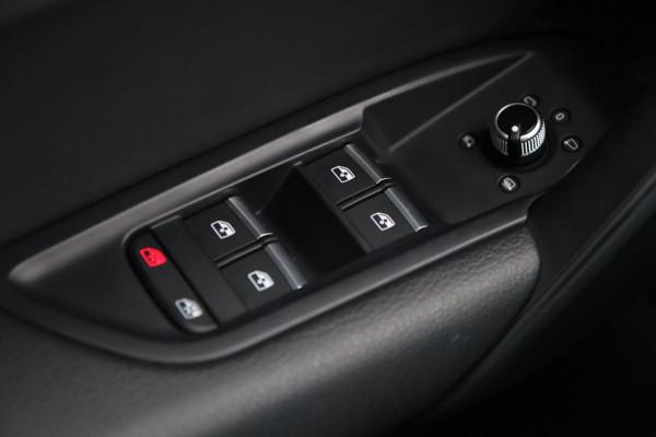 Audi Q5 2.0 TFSI quattro 3x S-Line / PANODAK / VIRTUAL / B&O / ACC / KEYLESS / DODEHOEK