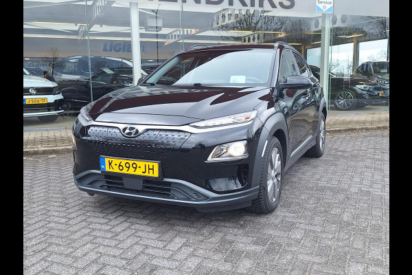 Hyundai Kona EV Fashion 64 kWh | SOH: 95,2% | 3 Fase | Warmtepomp | HUD | Navi | Adaptive CC | Blindspot |