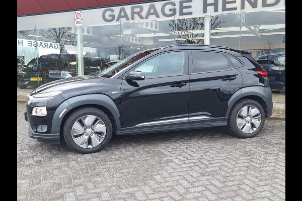 Hyundai Kona EV Fashion 64 kWh | SOH: 95,2% | 3 Fase | Warmtepomp | HUD | Navi | Adaptive CC | Blindspot |