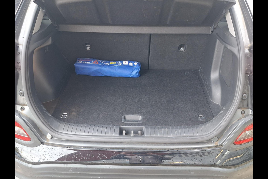 Hyundai Kona EV Fashion 64 kWh | SOH: 95,2% | 3 Fase | Warmtepomp | HUD | Navi | Adaptive CC | Blindspot |