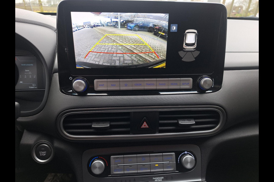 Hyundai Kona EV Fashion 64 kWh | SOH: 95,2% | 3 Fase | Warmtepomp | HUD | Navi | Adaptive CC | Blindspot |