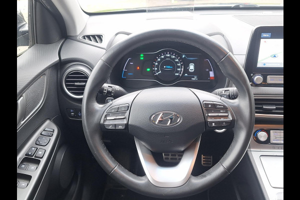 Hyundai Kona EV Fashion 64 kWh | SOH: 95,2% | 3 Fase | Warmtepomp | HUD | Navi | Adaptive CC | Blindspot |