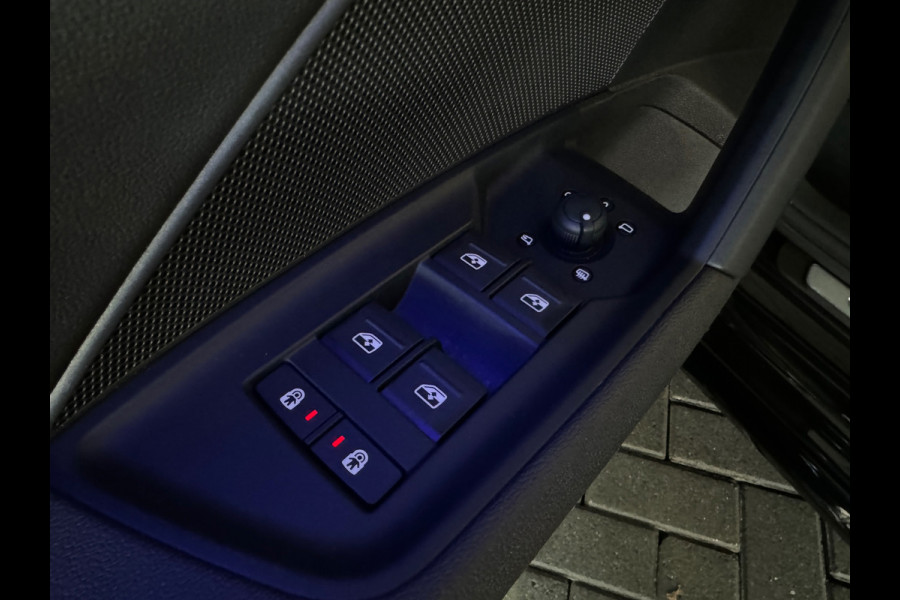 Audi A3 Sportback 40 TFSI Quattro Pano|RS Seat|Sfeer|Keyless