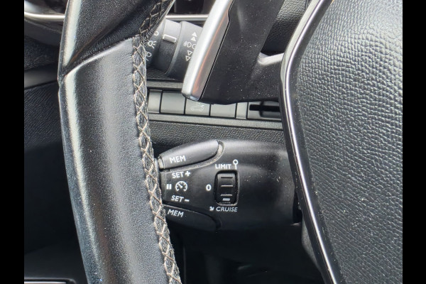 Peugeot 3008 1.2 PureTech Automaat Leder Navi 360 Camera