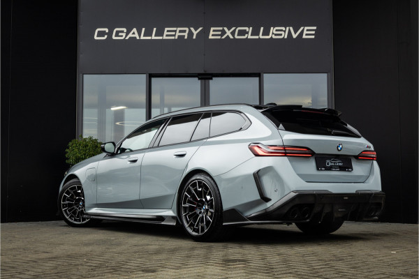 BMW 5 Serie Touring M5 - Panorama | B&W | Carbonpakket