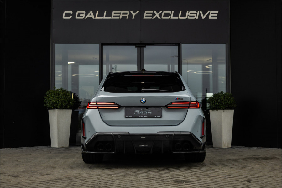 BMW 5 Serie Touring M5 - Panorama | B&W | Carbonpakket