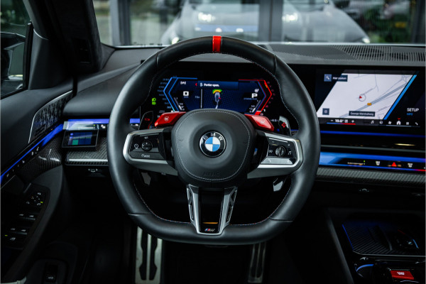 BMW 5 Serie Touring M5 - Panorama | B&W | Carbonpakket