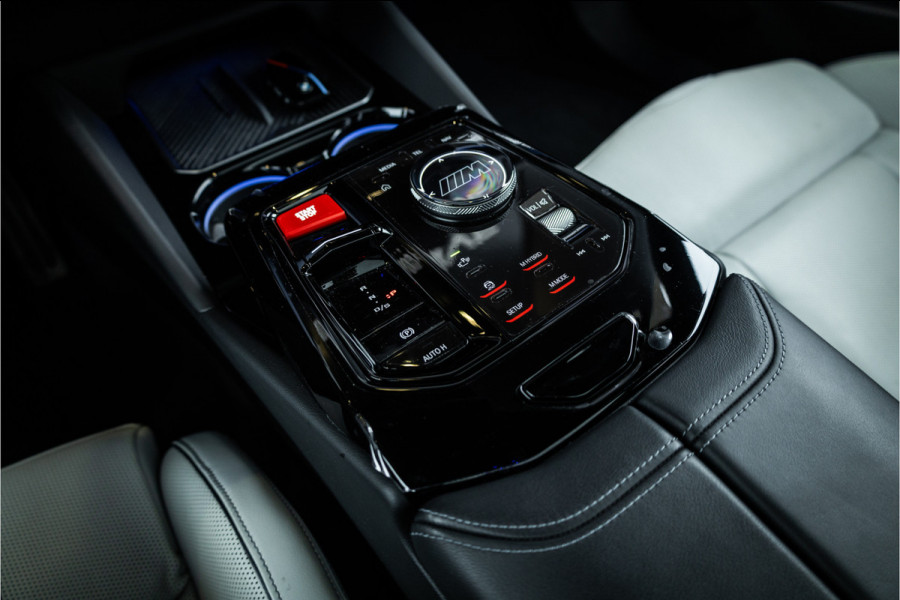 BMW 5 Serie Touring M5 - Panorama | B&W | Carbonpakket