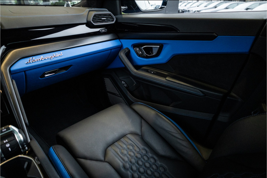 Lamborghini Urus 4.0 V8 S - Blu Nethuns | Origineel NL | Panorama | B&O Adv. | Luchtvering | Elek. trekhaak