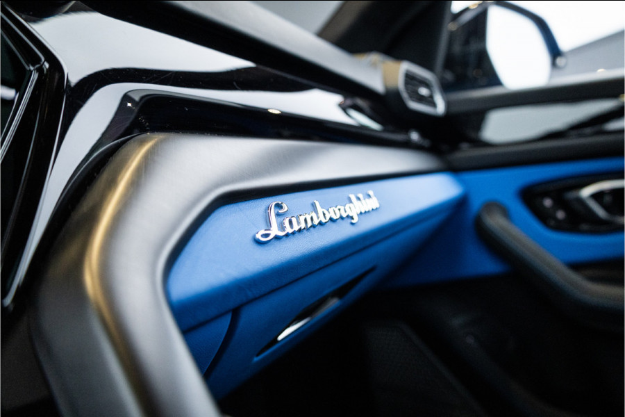 Lamborghini Urus 4.0 V8 S - Blu Nethuns | Origineel NL | Panorama | B&O Adv. | Luchtvering | Elek. trekhaak