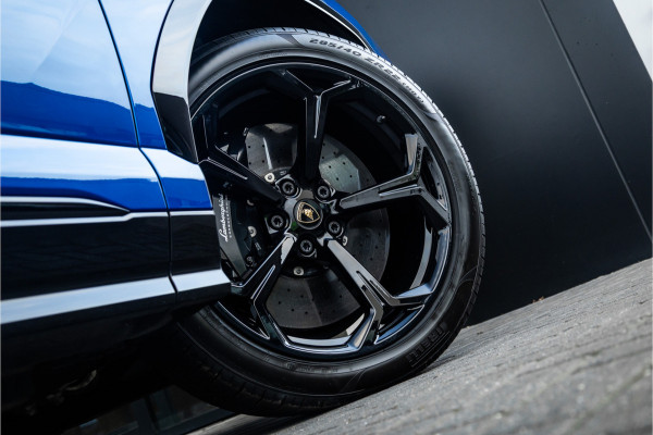 Lamborghini Urus 4.0 V8 S - Blu Nethuns | Origineel NL | Panorama | B&O Adv. | Luchtvering | Elek. trekhaak