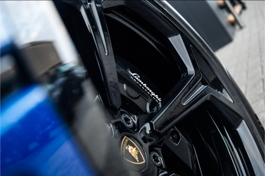 Lamborghini Urus 4.0 V8 S - Blu Nethuns | Origineel NL | Panorama | B&O Adv. | Luchtvering | Elek. trekhaak