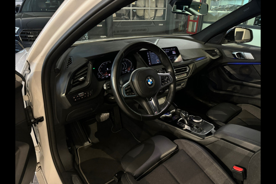 BMW 1-serie 118i High Executive M Sport Sfeer|CarPlay|NAP