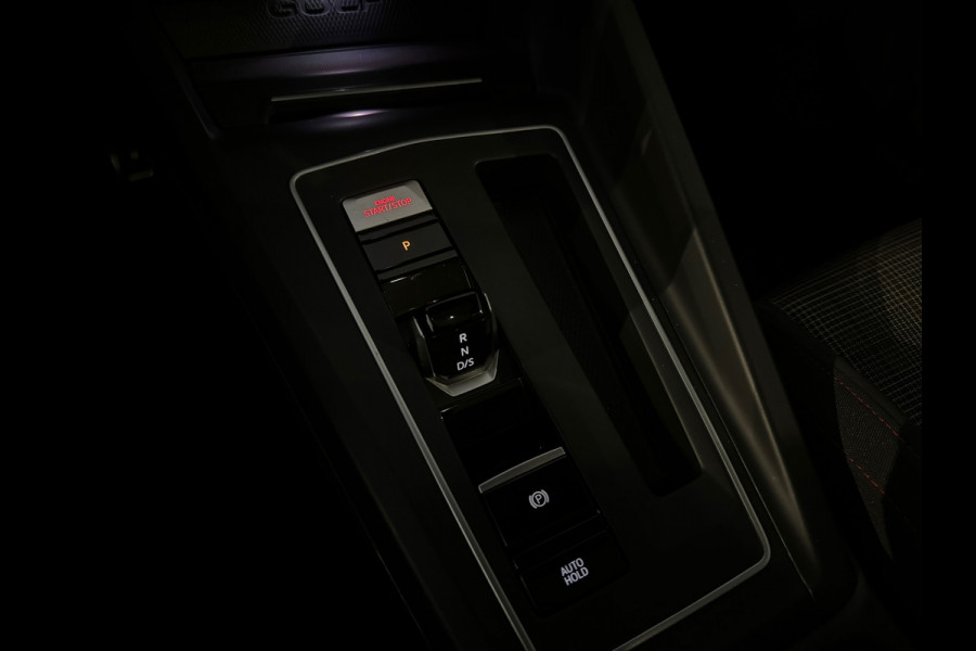 Volkswagen Golf 2.0 TSI GTI Pano|IQ|Mistlamp|Camera|Sfeer