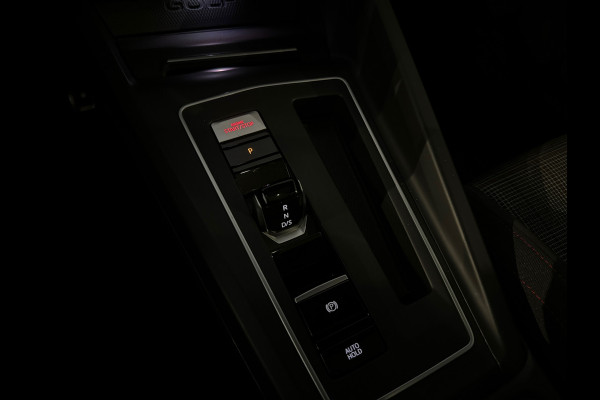 Volkswagen Golf 2.0 TSI GTI Pano|IQ|Mistlamp|Camera|Sfeer