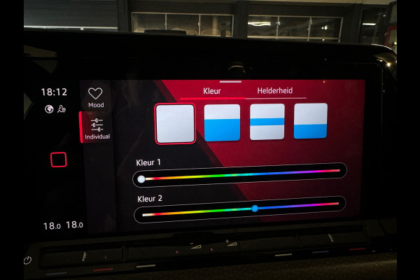 Volkswagen Golf 2.0 TSI GTI Pano|IQ|Mistlamp|Camera|Sfeer