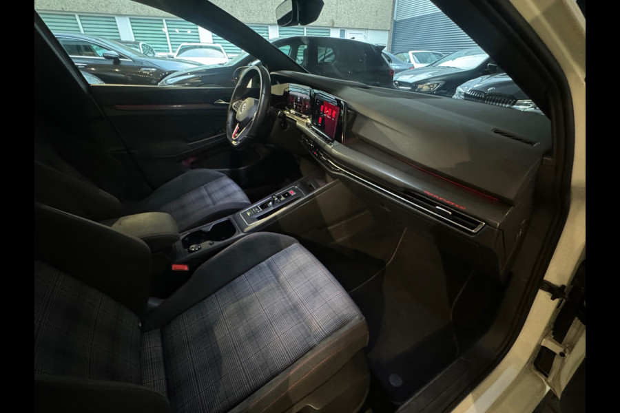 Volkswagen Golf 2.0 TSI GTI Pano|IQ|Mistlamp|Camera|Sfeer