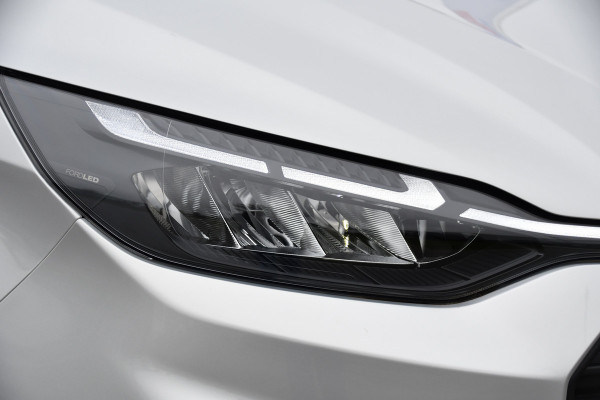 Ford Transit Custom 300 2.0 TDCI L1H1 Limited PB Edition Virtual, Camera, Cruise, Carplay, Stoelverwarming, LED, 136pk, Voorruit verwarming, Multimedia, Sensoren, Uniek!