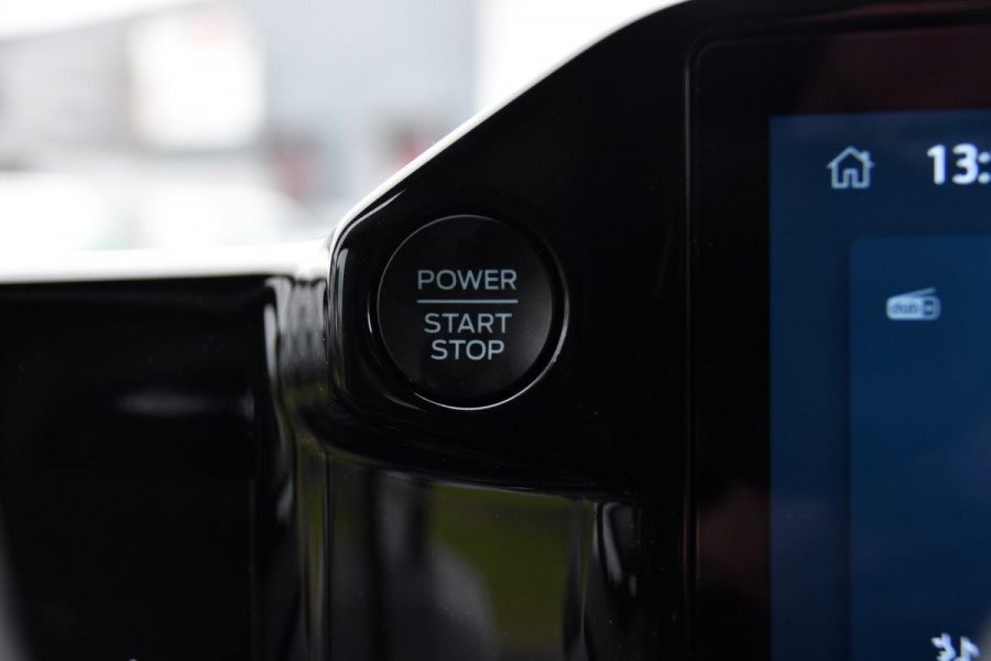 Ford Transit Custom 300 2.0 TDCI L1H1 Limited PB Edition Virtual, Camera, Cruise, Carplay, Stoelverwarming, LED, 136pk, Voorruit verwarming, Multimedia, Sensoren, Uniek!