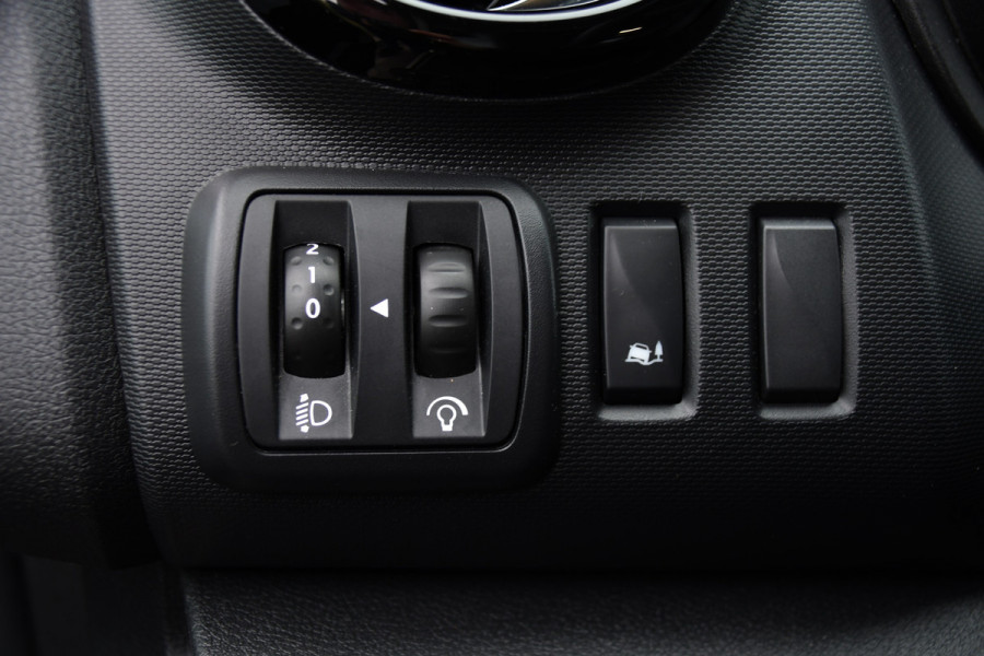 Renault Trafic 2.0 dCi 145 T29 L2H1 Luxe Cruise, Carplay, LED, 145pk, Automaat, Multimedia, Sensoren, Trekhaak, NAVI, Uniek!