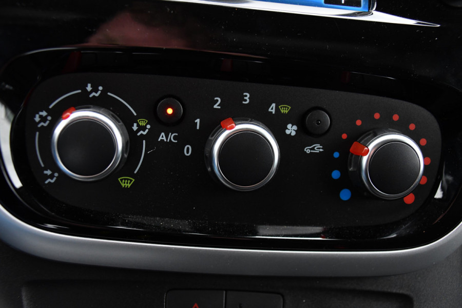 Renault Trafic 2.0 dCi 145 T29 L2H1 Luxe Cruise, Carplay, LED, 145pk, Automaat, Multimedia, Sensoren, Trekhaak, NAVI, Uniek!