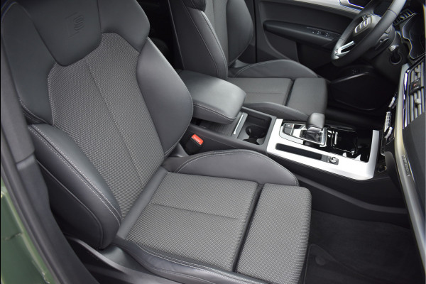 Audi Q5 50 TFSI e S-Line 299 Pk Black Optik Matrix Leder Navi Carbon 20 Inch Trekhaak