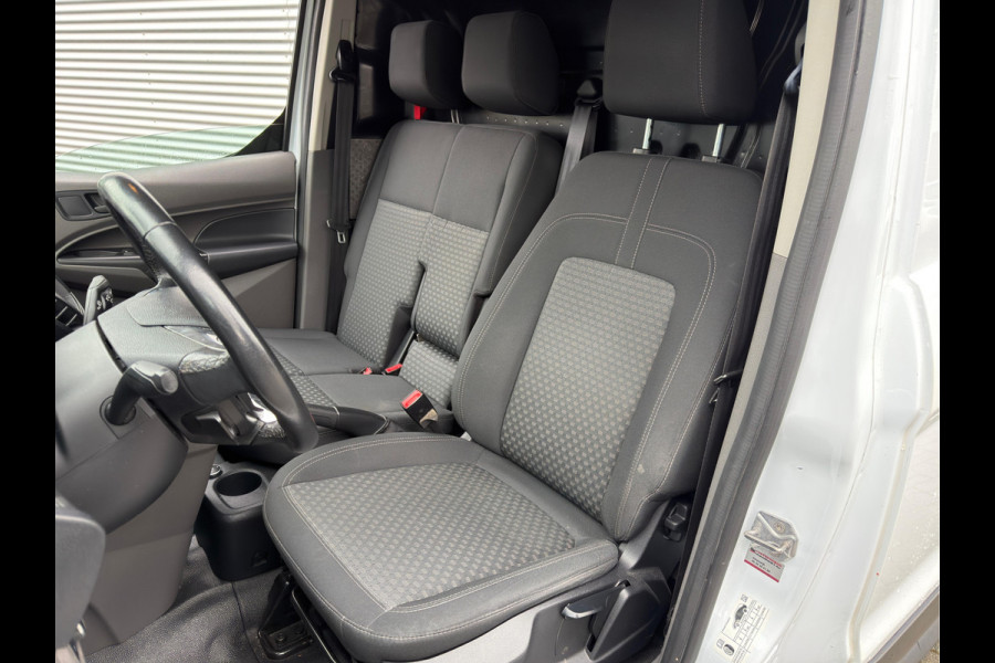 Ford Transit Connect 1.5 EcoBlue | 3-Zitter | Airco | Camera | Trekhaak | Cruise control | NAP Logisch | Nieuwe APK | Dealer onderhouden | Euro 6