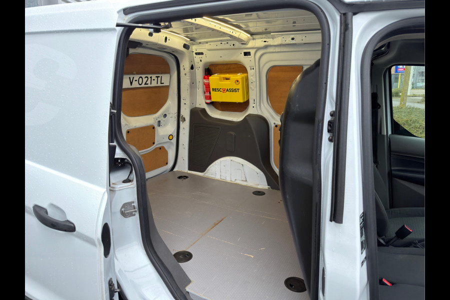 Ford Transit Connect 1.5 EcoBlue | 3-Zitter | Airco | Camera | Trekhaak | Cruise control | NAP Logisch | Nieuwe APK | Dealer onderhouden | Euro 6