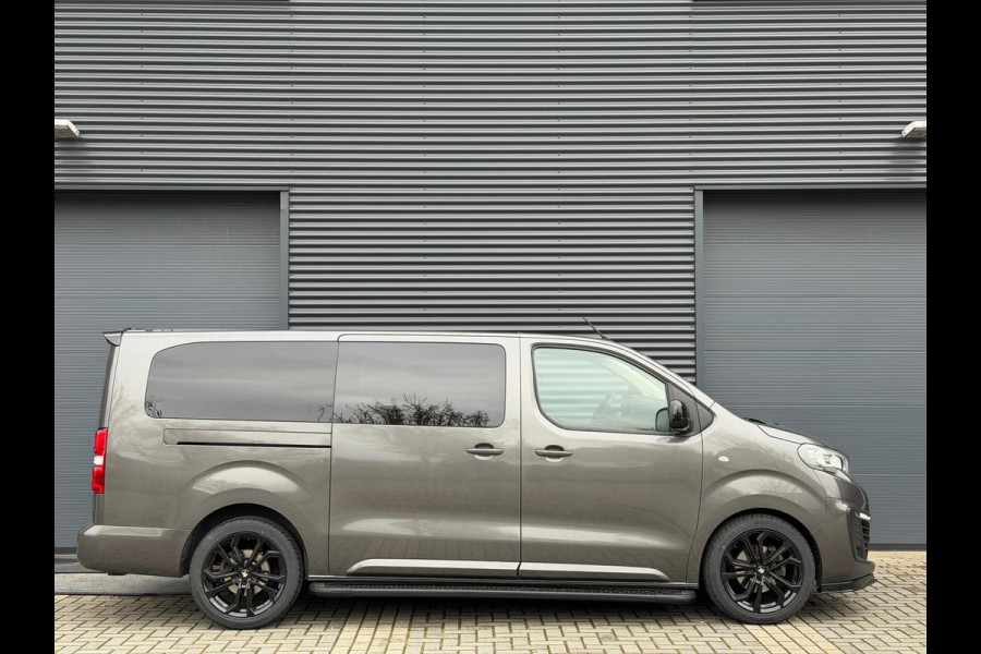 Peugeot Expert 2.0 BlueHDI 180 DC L3H1 XL | Dubbel cabine| Navigatie | CarPlay | Camera | Dodehoek detector | Trekhaak | F1 Flippers | Climate control | 5-Zitter | Nieuwe APK | Carpass