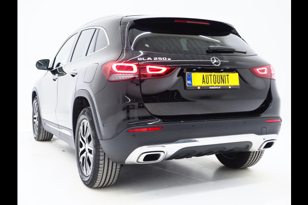 Mercedes-Benz GLA 250 e | Leder | Trekhaak | Camera | Adaptive Cruise | Memory | Keyless | Carplay