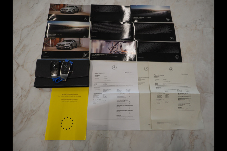 Mercedes-Benz GLA 250 e | Leder | Trekhaak | Camera | Adaptive Cruise | Memory | Keyless | Carplay