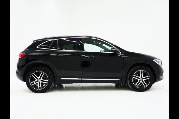 Mercedes-Benz GLA 250 e | Leder | Trekhaak | Camera | Adaptive Cruise | Memory | Keyless | Carplay