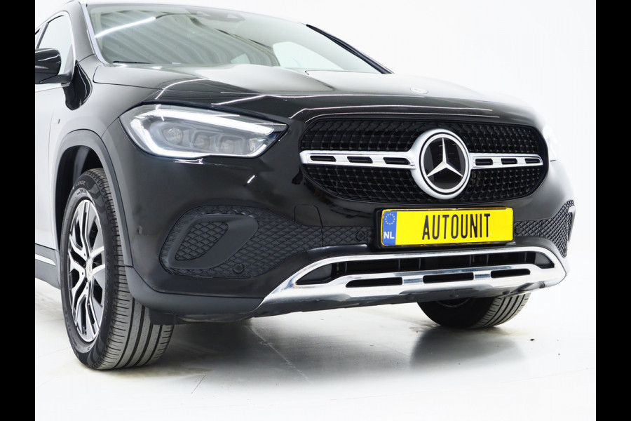 Mercedes-Benz GLA 250 e | Leder | Trekhaak | Camera | Adaptive Cruise | Memory | Keyless | Carplay