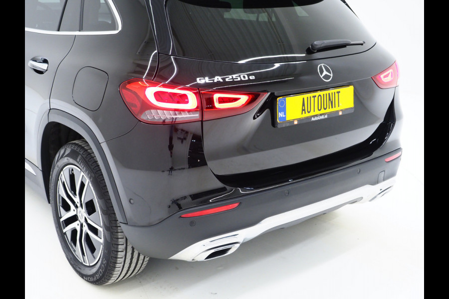 Mercedes-Benz GLA 250 e | Leder | Trekhaak | Camera | Adaptive Cruise | Memory | Keyless | Carplay