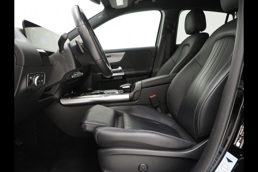 Mercedes-Benz GLA 250 e | Leder | Trekhaak | Camera | Adaptive Cruise | Memory | Keyless | Carplay
