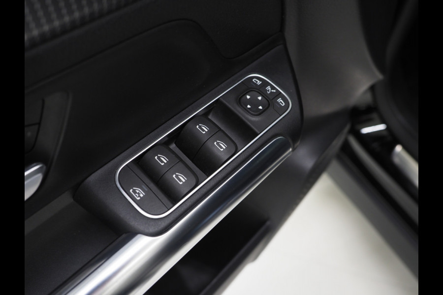 Mercedes-Benz GLA 250 e | Leder | Trekhaak | Camera | Adaptive Cruise | Memory | Keyless | Carplay