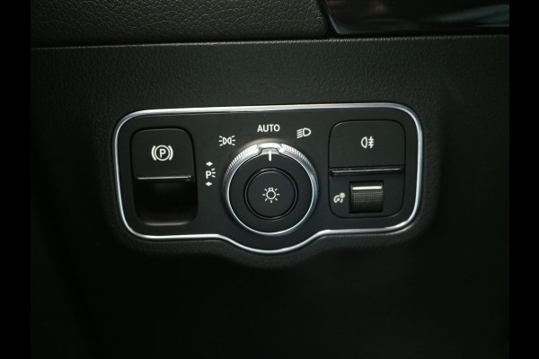Mercedes-Benz GLA 250 e | Leder | Trekhaak | Camera | Adaptive Cruise | Memory | Keyless | Carplay